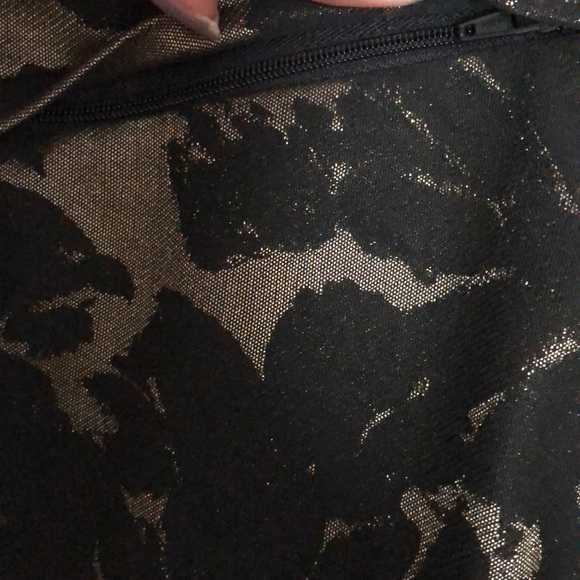 🆕 Metallic Skinny Ankle Pant - Picture 4 of 6